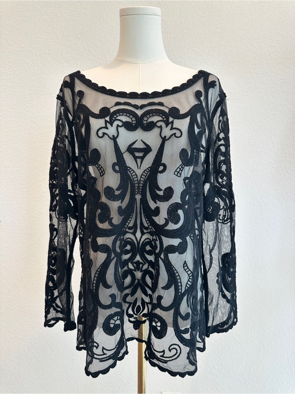 Express Black Sheer Lace Embroidered Blouse Large NWOT